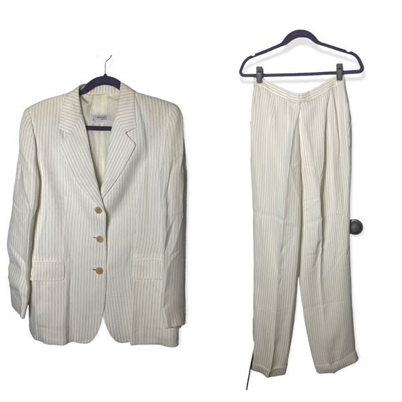 Missoni Donna SZ 10 white pinstriped suit set - Picture 1 of 6